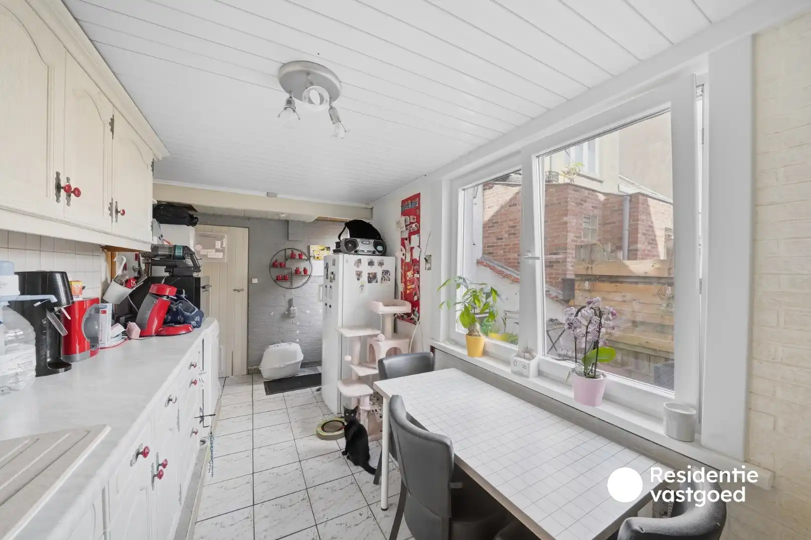 Verrassend ruime stadswoning te Oostende foto 5