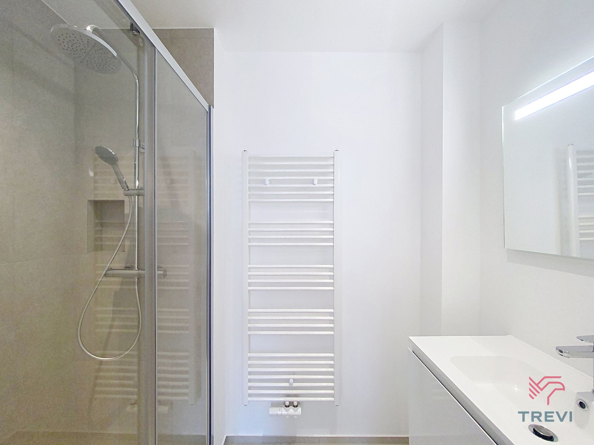 Appartement te huur foto 18