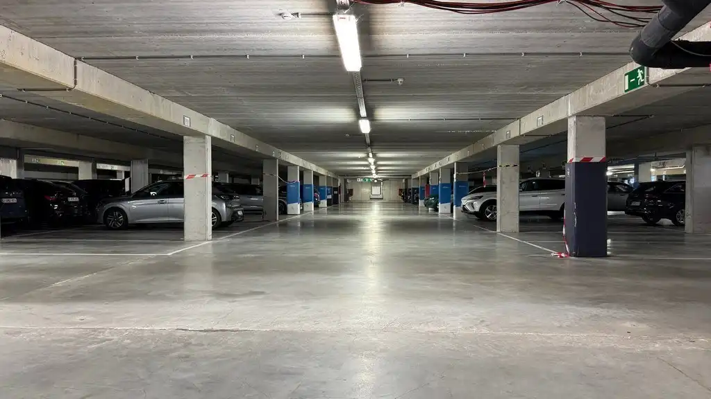Standalone kantoorgebouw te huur langs R4 in Merelbeke-Melle foto 27