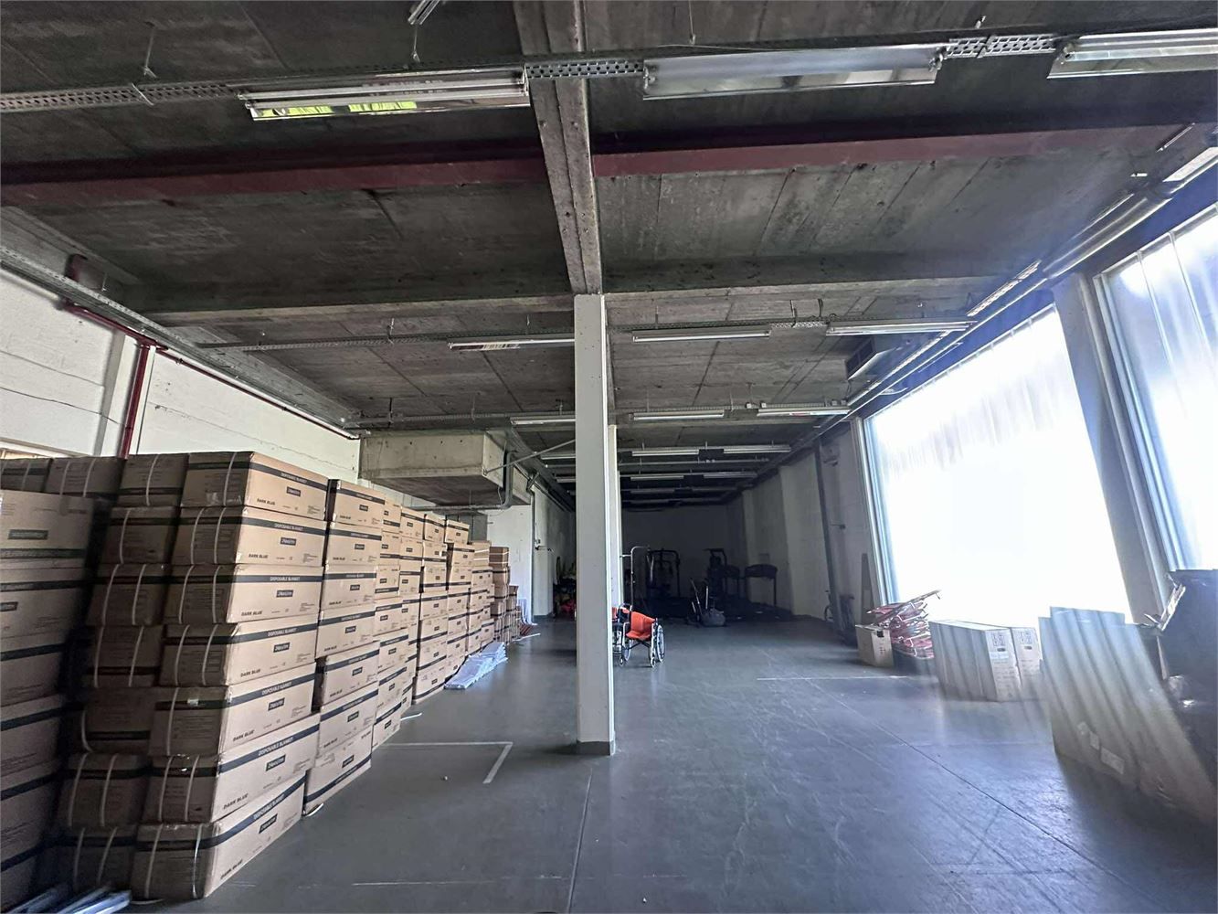 UNIEKE KANTOREN MET PARKING EN VERSCHILLENDE OPPERVLAKTES foto 15