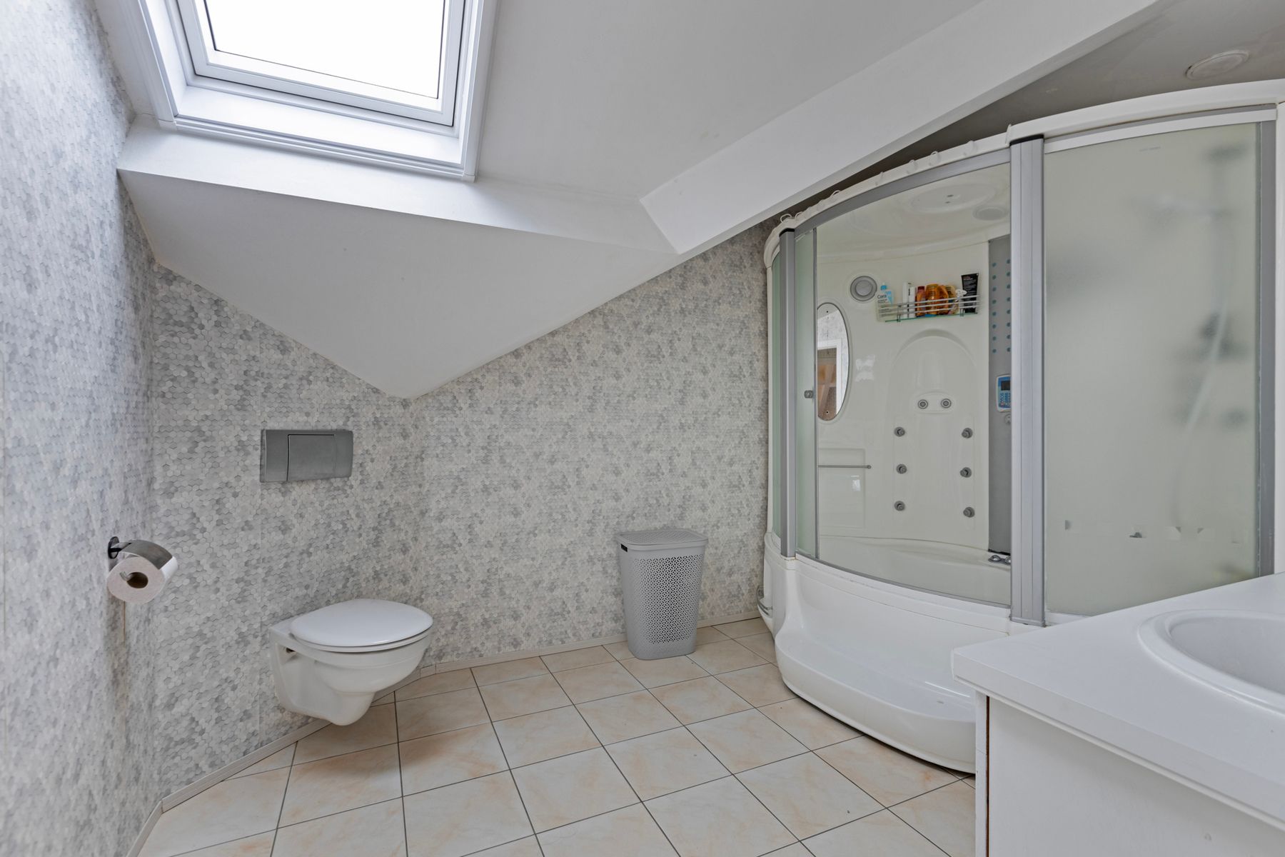 Instpaklare woning in Beek foto 12