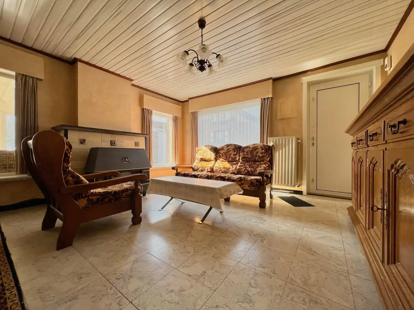 Landelijke woning op uniek perceel van ca. 1550 m² foto 4