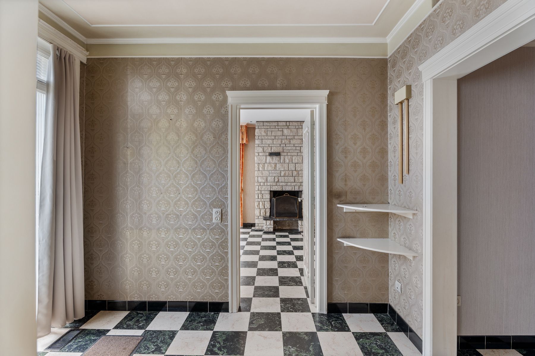 Woning met magazijn/atelier van 412 m² in Ingooigem foto 8