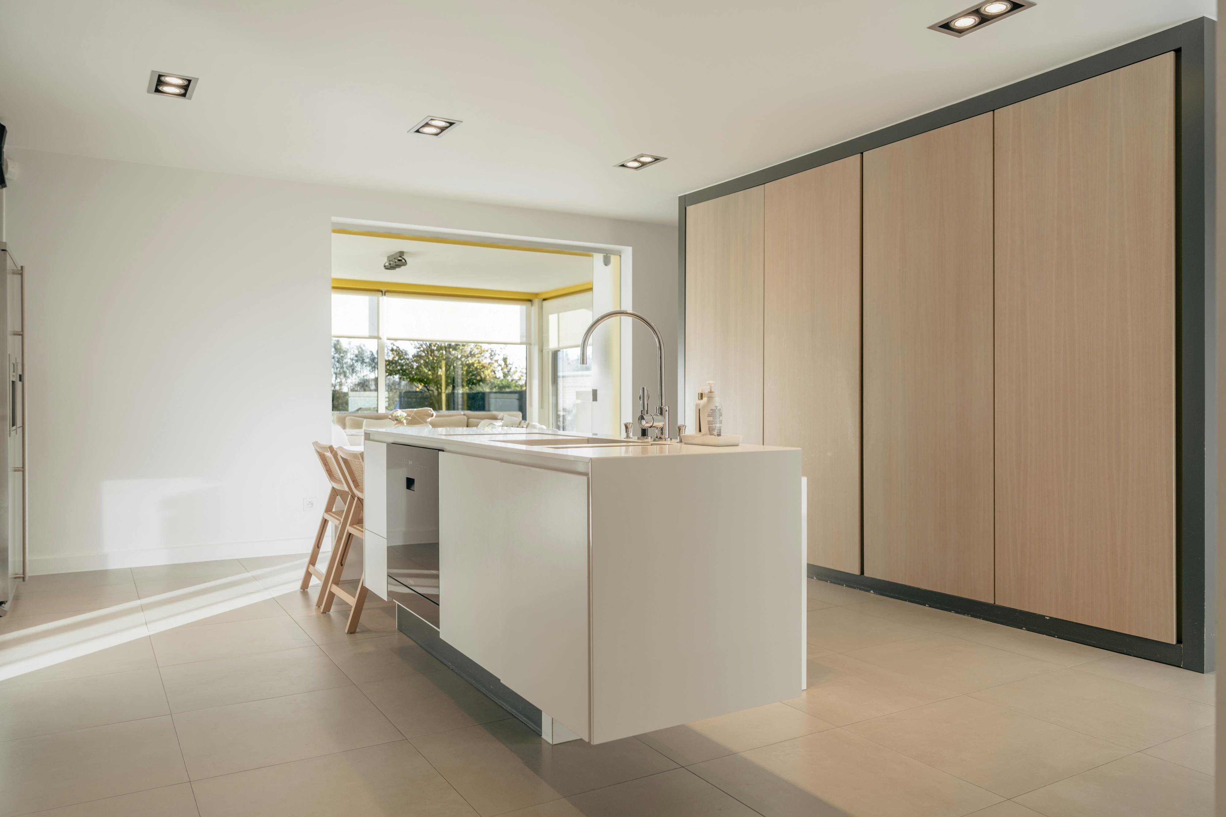 Instapklare villa met 5 slaapkamers en binnenzwembad te koop foto 5