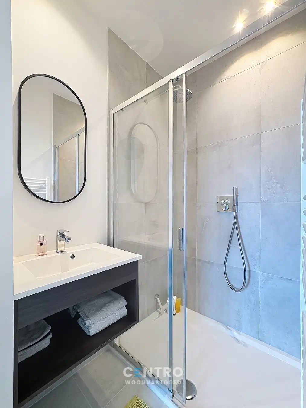 Instapklaar en stijlvol afgewerkt appartement met zonneterrassen! foto 14