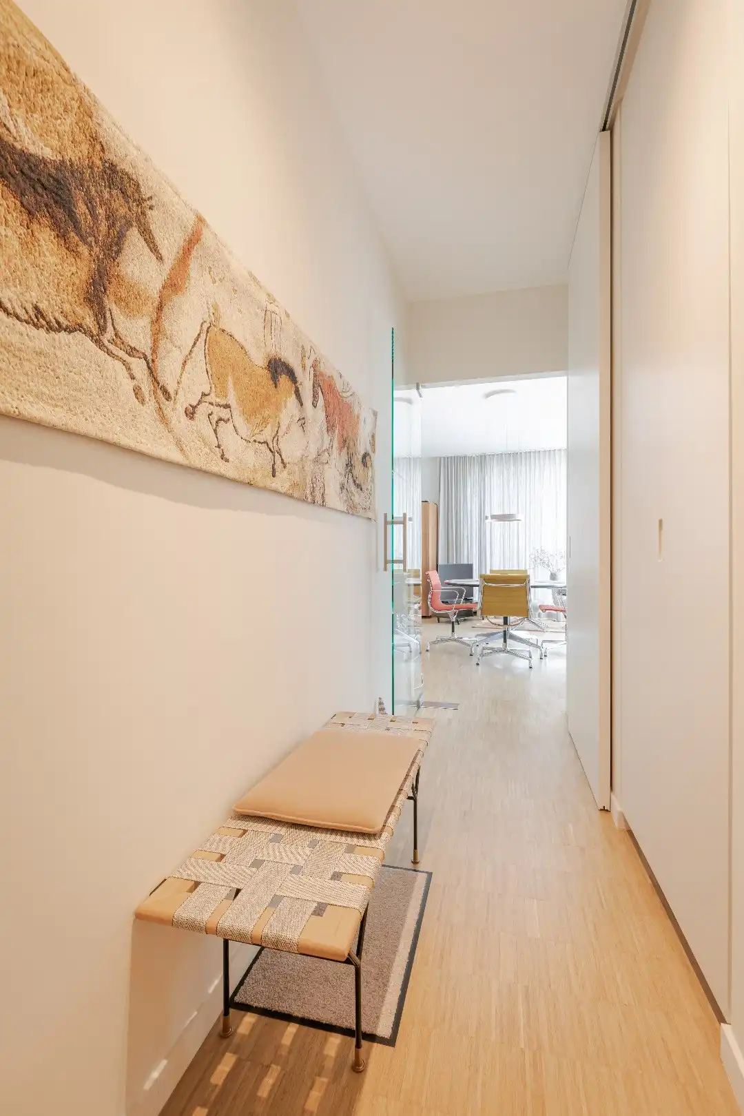 Exclusief gemeubeld en volledig ingericht appartement aan de Vaartkom! foto 8