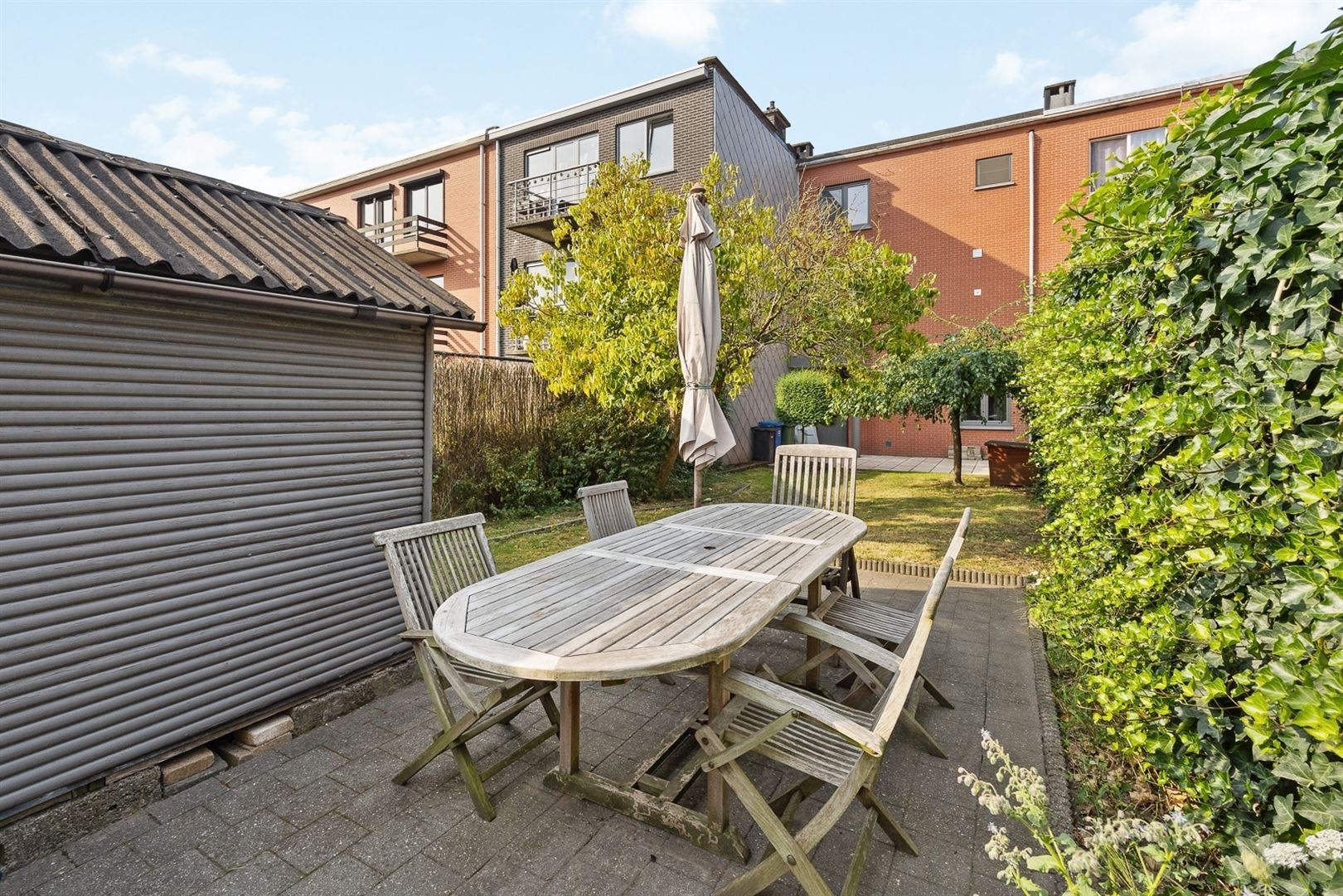 Bel-etage gelegen nabij centrum Brasschaat  foto {{pictureIndex}}