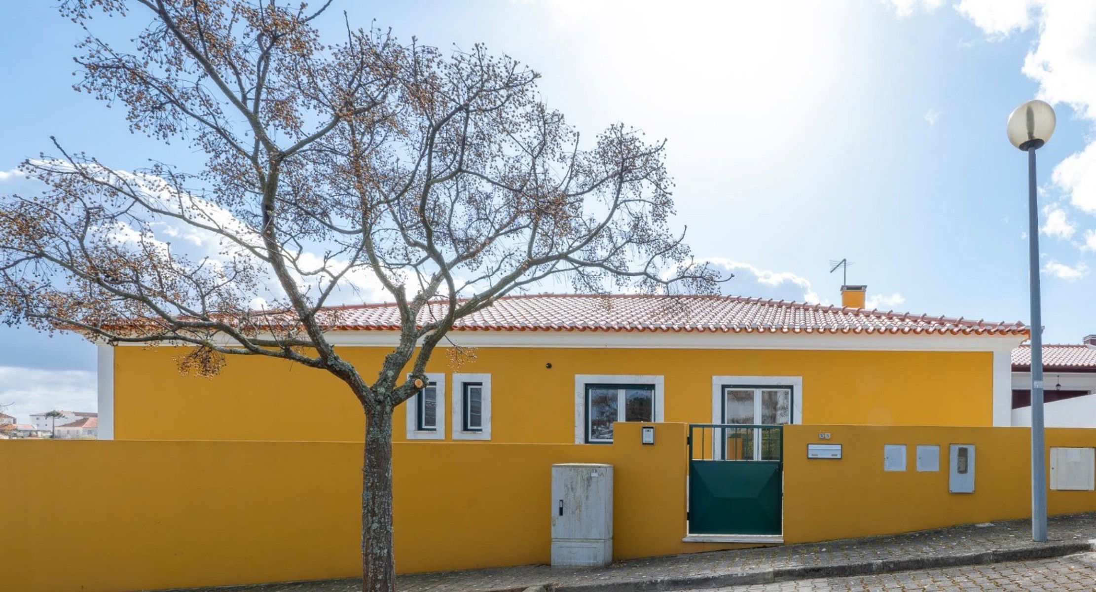 🏡 Ruime gelijkvloerse woning met panoramisch uitzicht – Cadaval - Bombarral - Portugal. foto {{pictureIndex}}