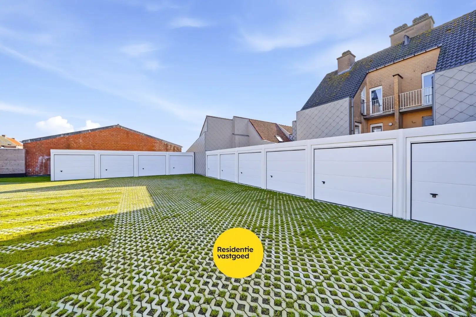 Prachtig 1-slaapkamer appartement met zonnige terras op het 1ste verdiep in residentie Victor foto 6