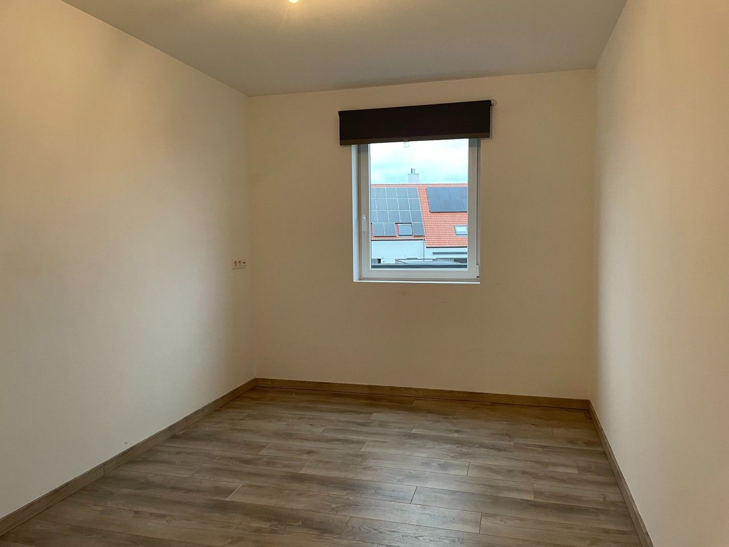 Recent en verzorgde hoekwoning met 2 parkeerplaatsen en garage foto 14