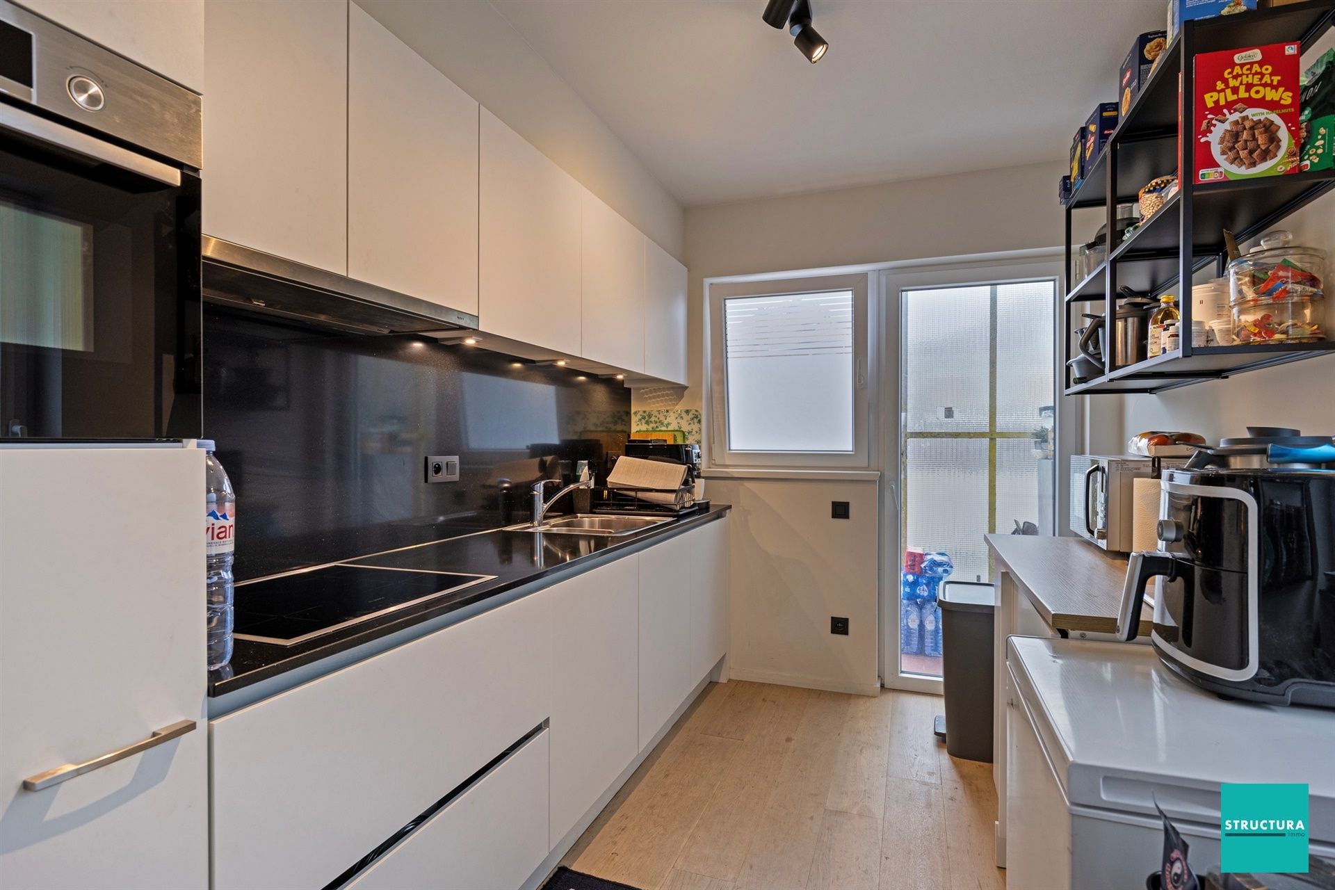 Instapklaar appartement met 2 kamers foto 4