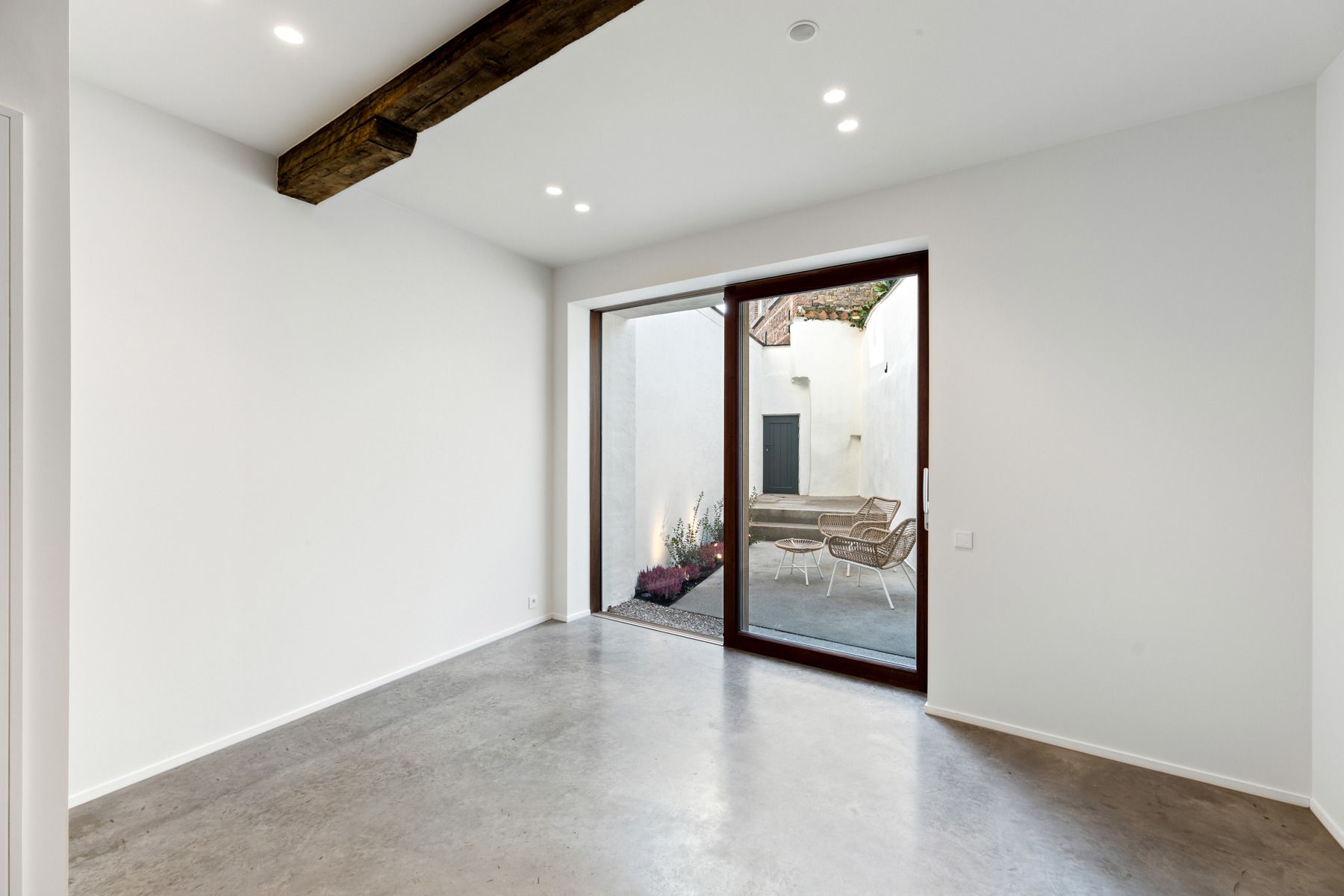 High-end  gerenoveerd met label A in hartje Brugge foto 4