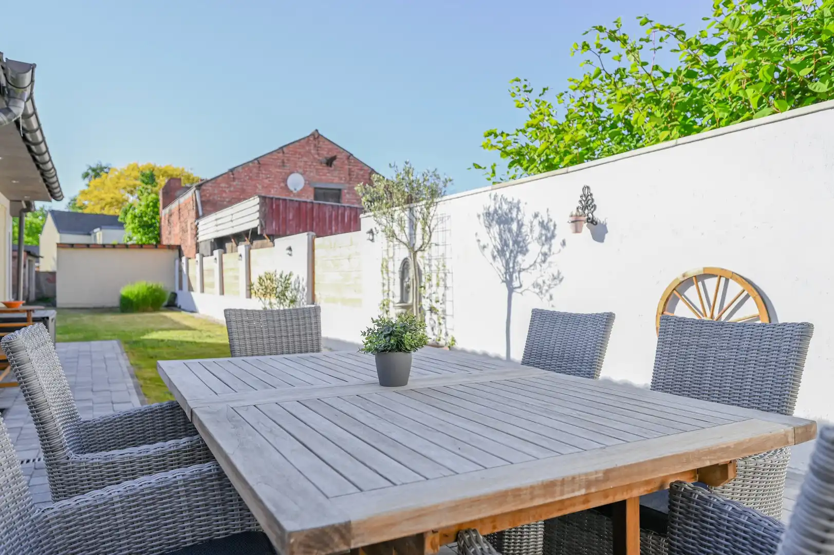 Ruime gezinswoning met tuin en grote garage in Branst. foto 29
