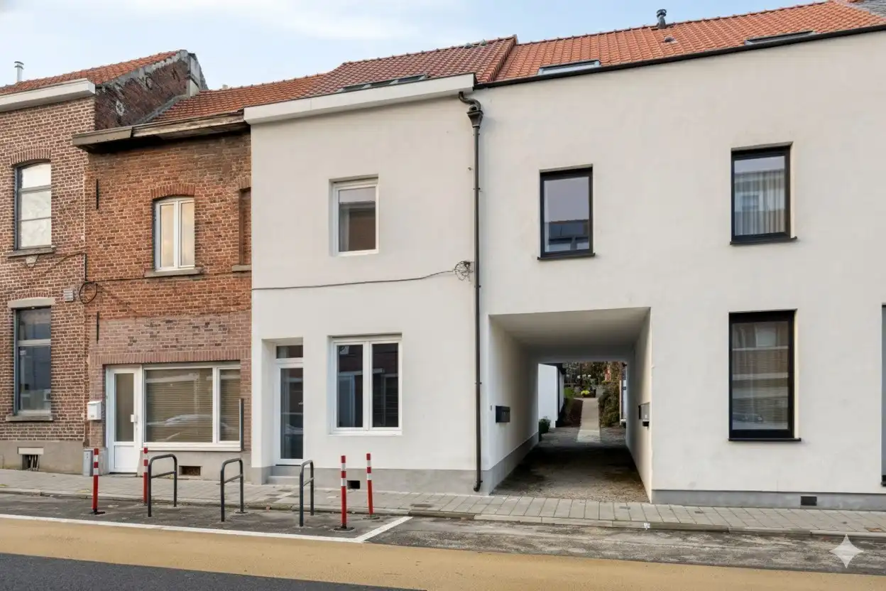 Totaal gerenoveerde en bemeubelde studio op gunstige ligging nabij Leuven  foto 2