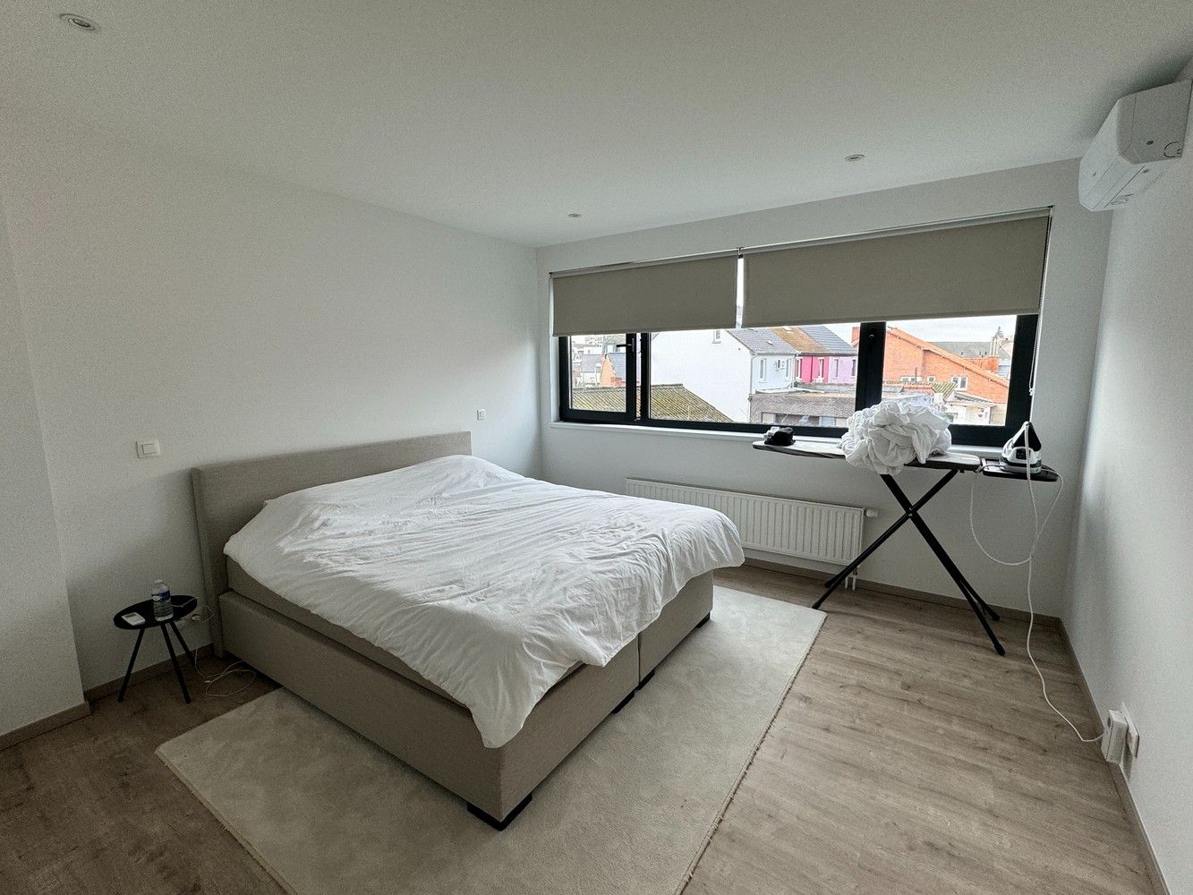 Moderne woning met garage en dubbele toegang in hartje Lanaken foto 11