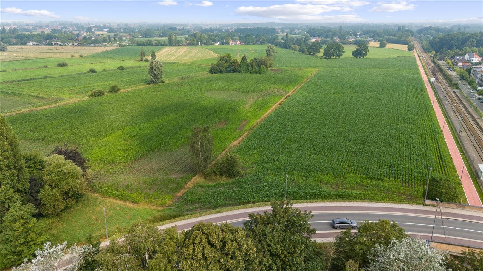 Boerderij met iets meer dan 38ha grond foto 26