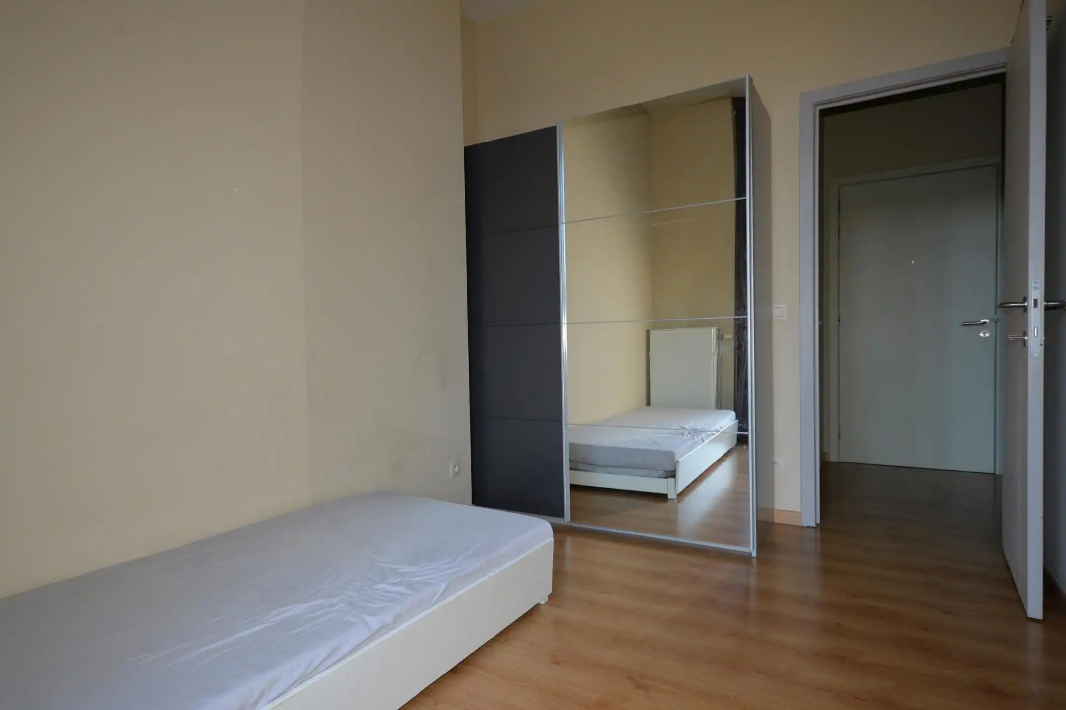 Appartement te huur foto 13