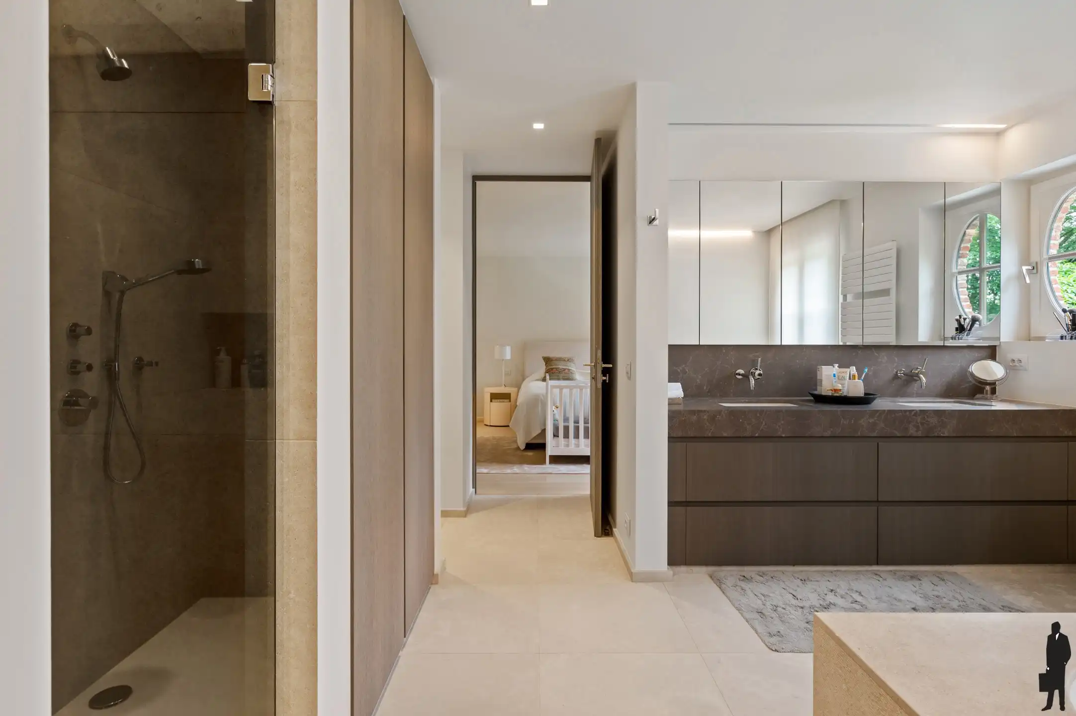 High-end villa nabij het centrum! foto 25