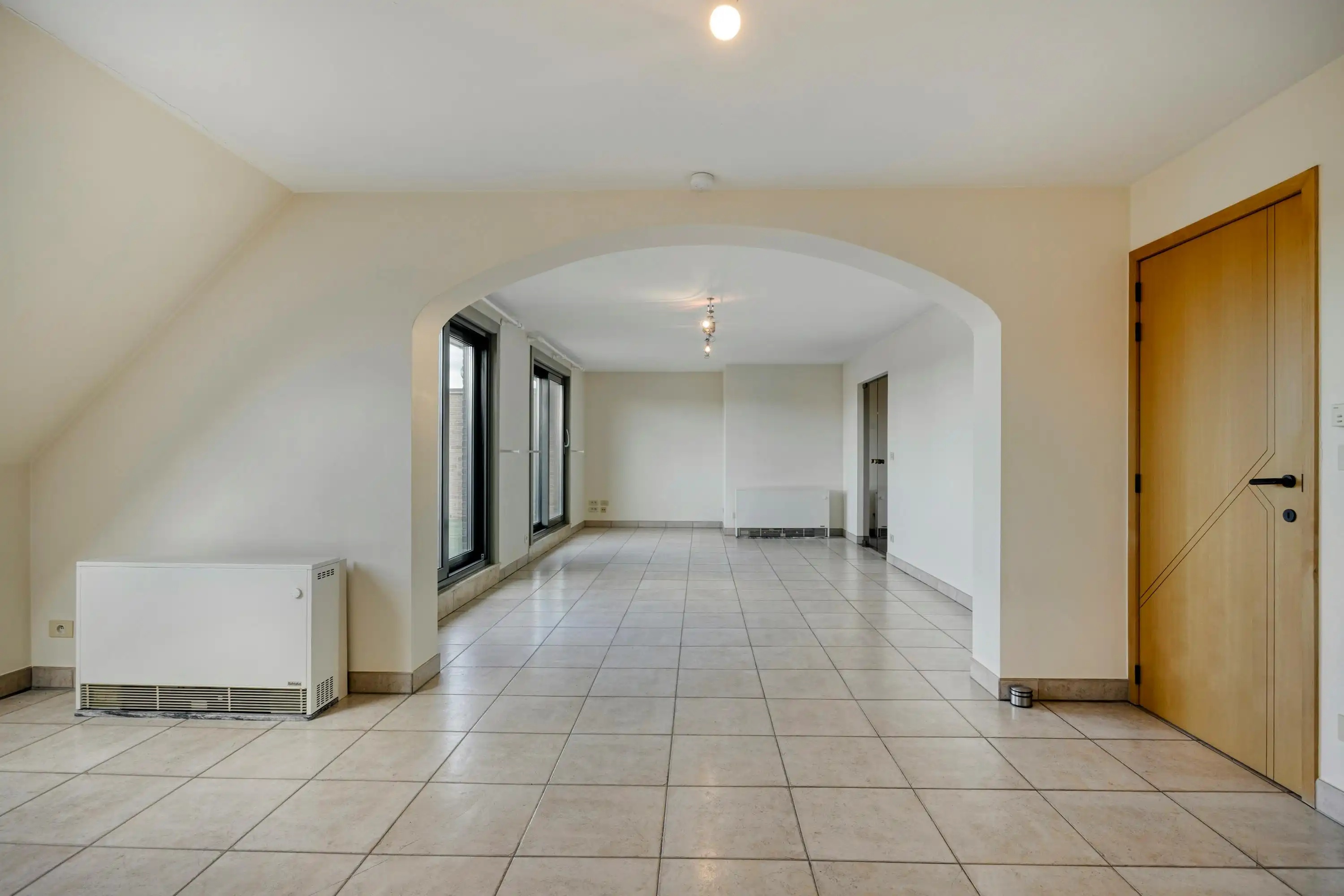 Ruim appartement (150m²) met 3 kamers te koop in Zulte foto 3