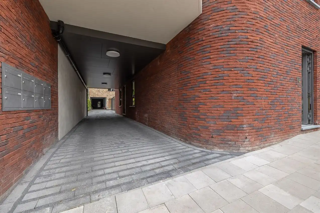 Gelijkvloers éénslaapkamer appartement met tuintje foto 11