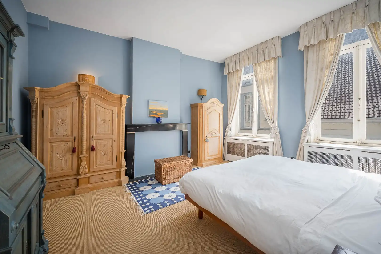 Monumentaal herenhuis aan de Brugse Reien foto 27