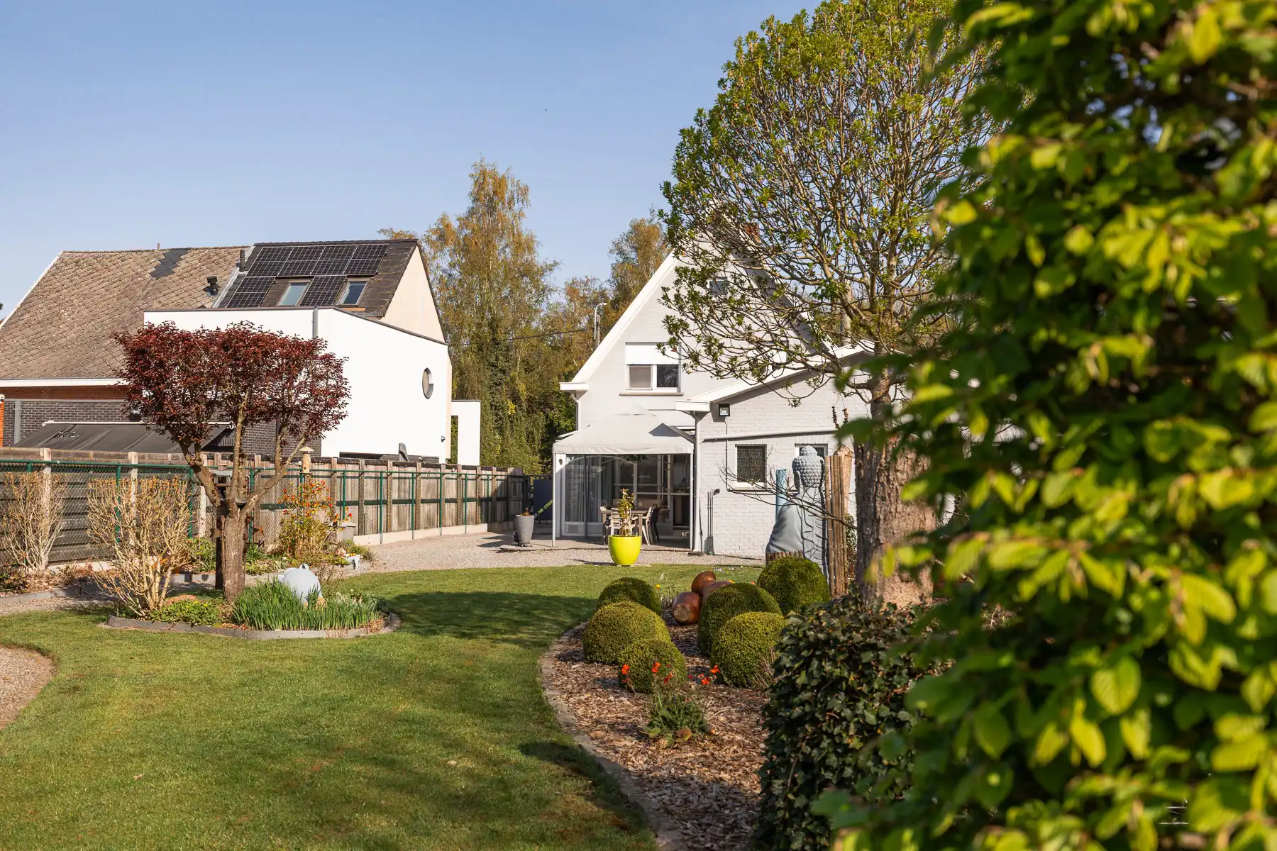 Charmante, uitmuntend onderhouden woning op een ruim perceel foto 21