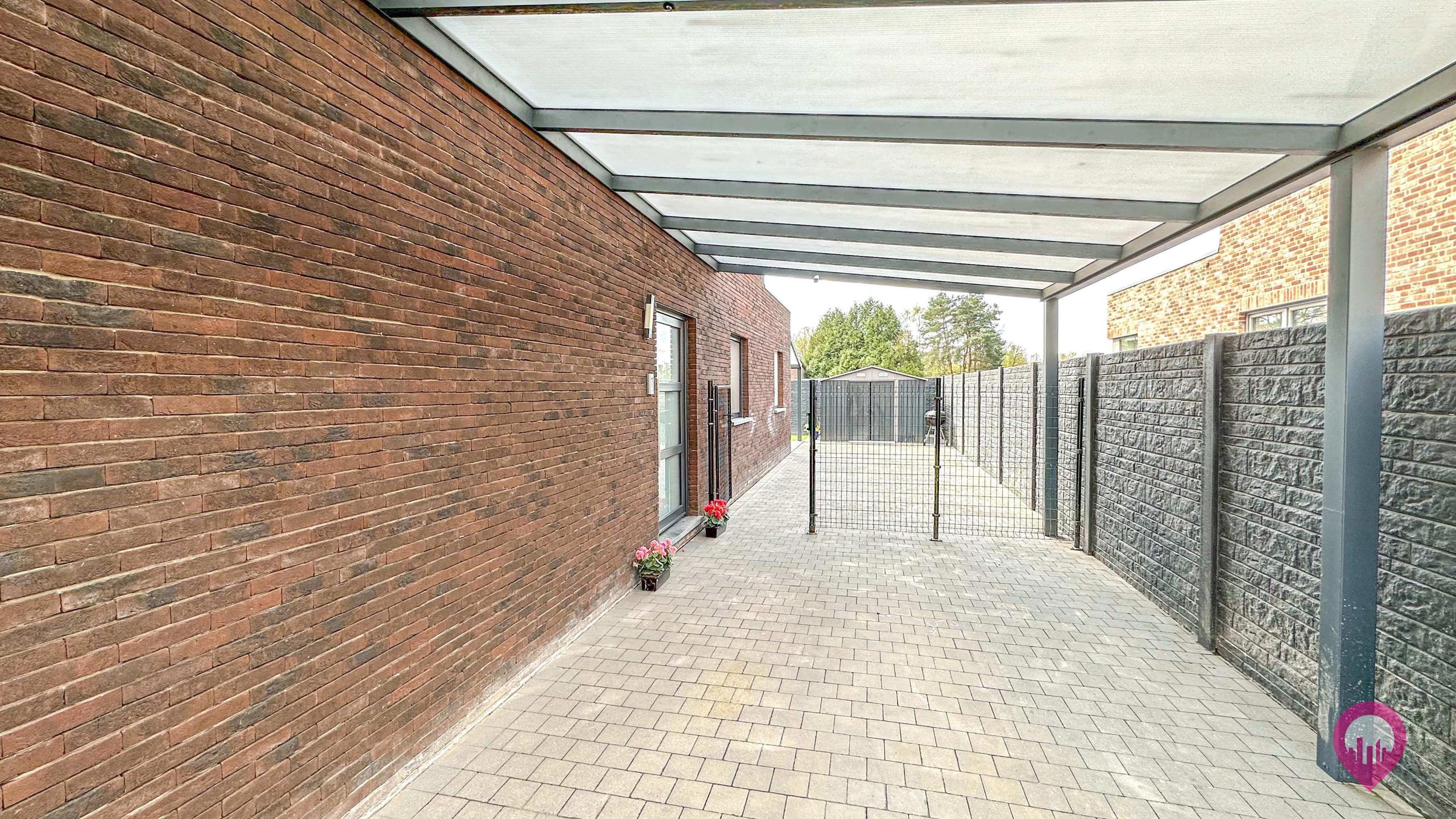 Ruime woning van 278m² met 5 slpks, volledig afgewerkt ! foto 34