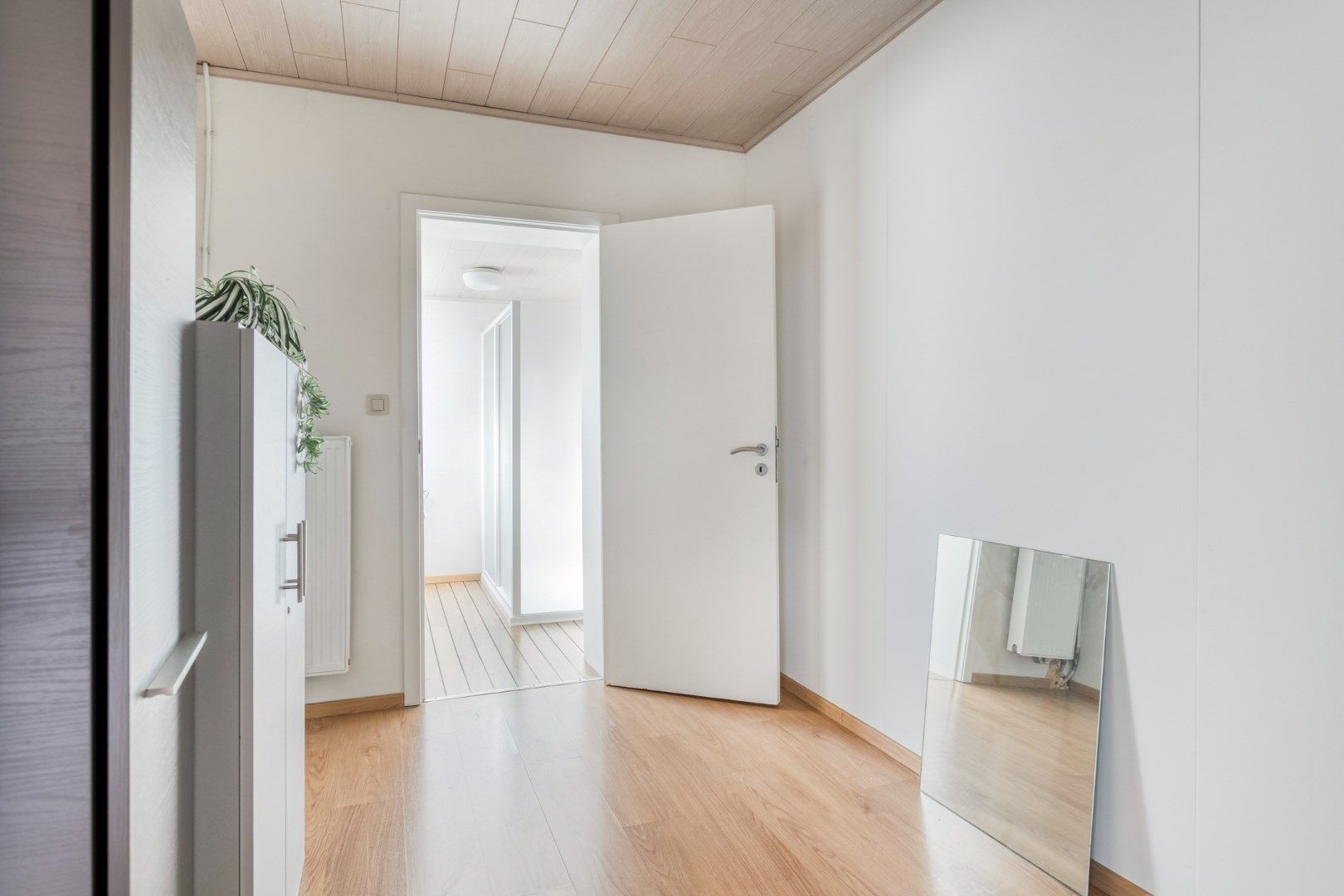 Mooie woning met garage in rustige straat in het centrum! foto 9