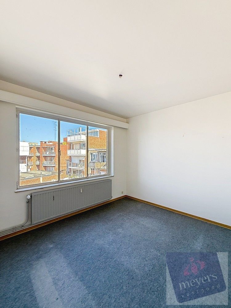 Ruim en lichtrijk appartement met 3 slaapkamers in hartje Hasselt foto 12