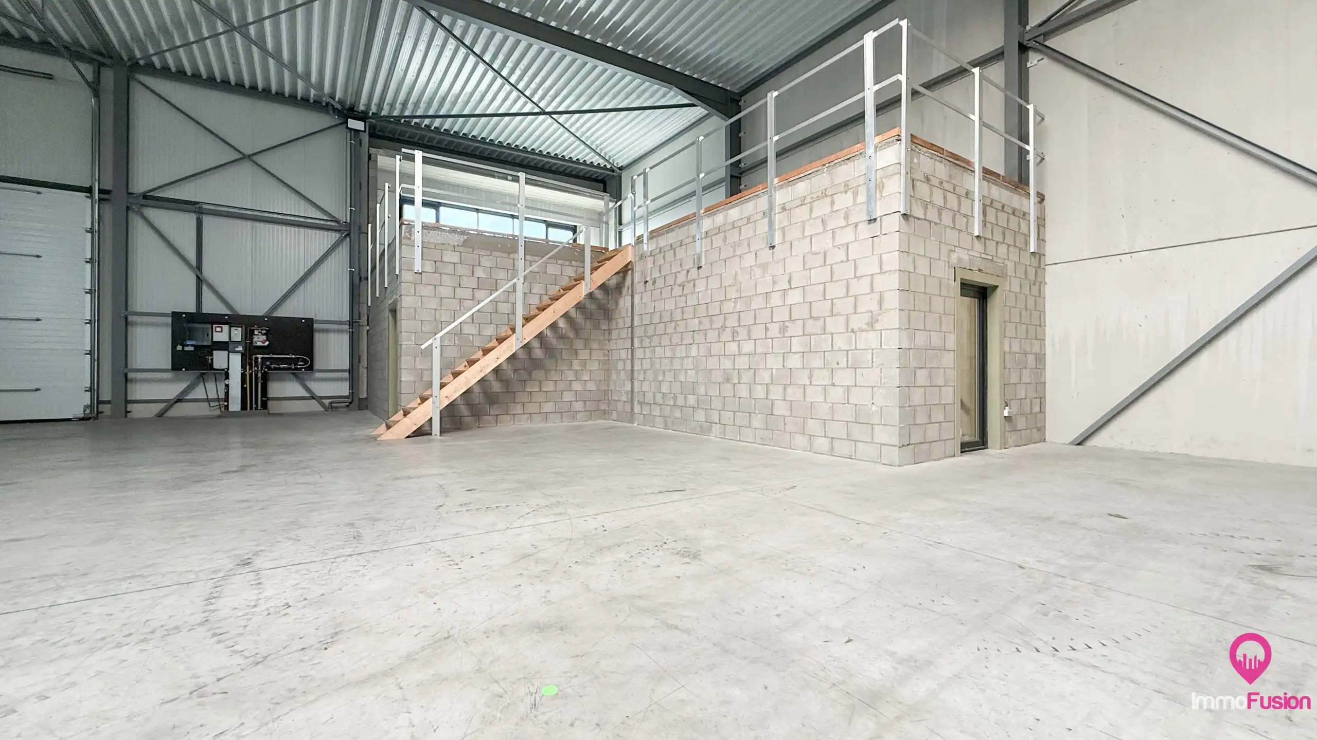 Recente, instapklare magazijnruimte van 440 m² te Houthalen! foto 20