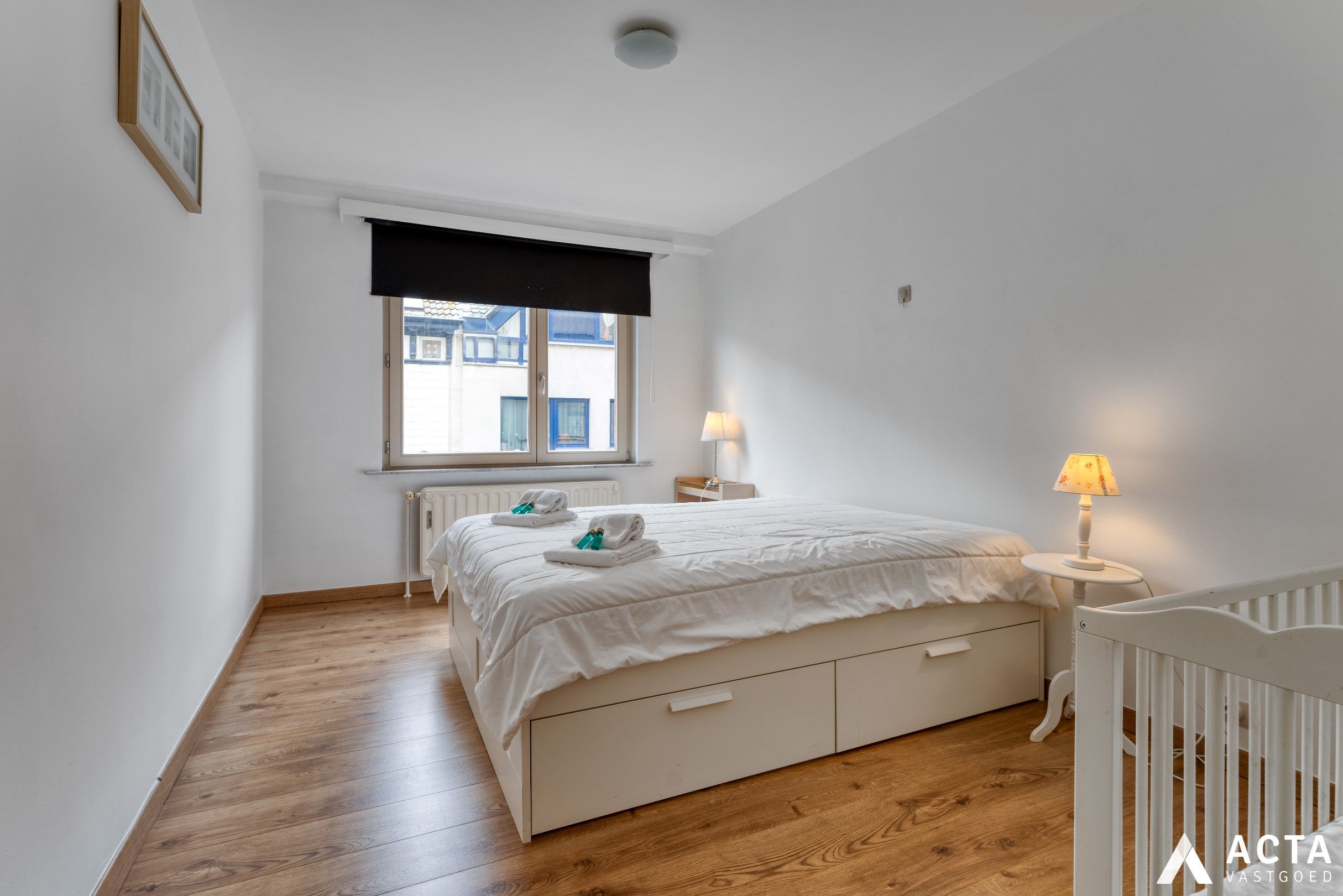 Gerenoveerd hoek-appartement met twee slaapkamers nabij strand van Oostende foto 10