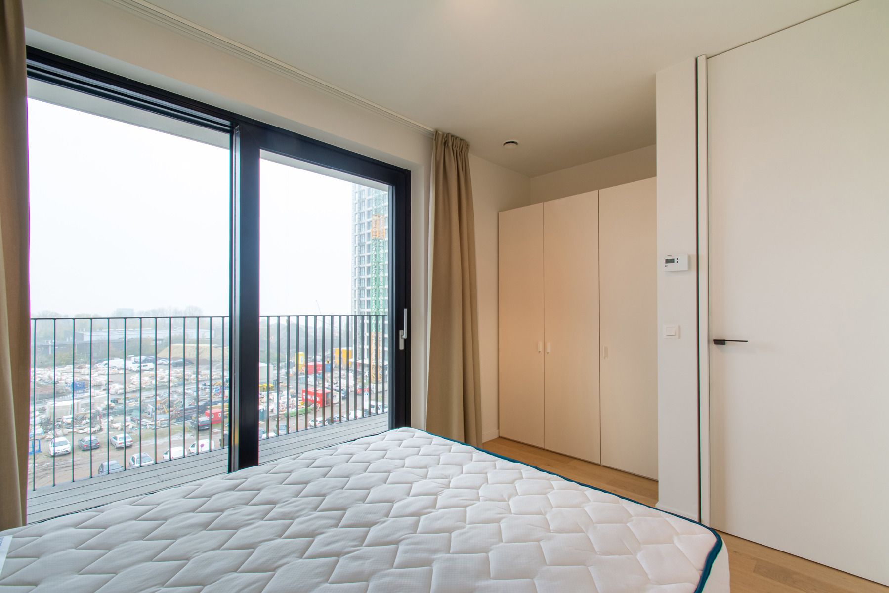 Uniek 2 slpk appartement met 2 terrassen (Nieuw Zuid) foto 8