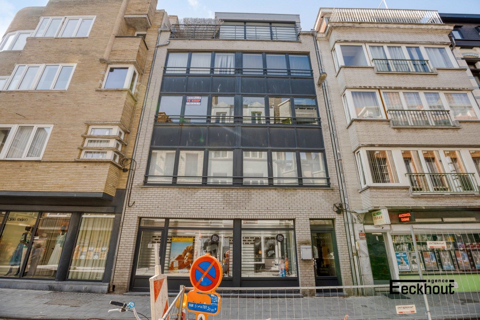 Ruim (100 m²) & instapklaar appartement in het centrum van Oostende! foto 16