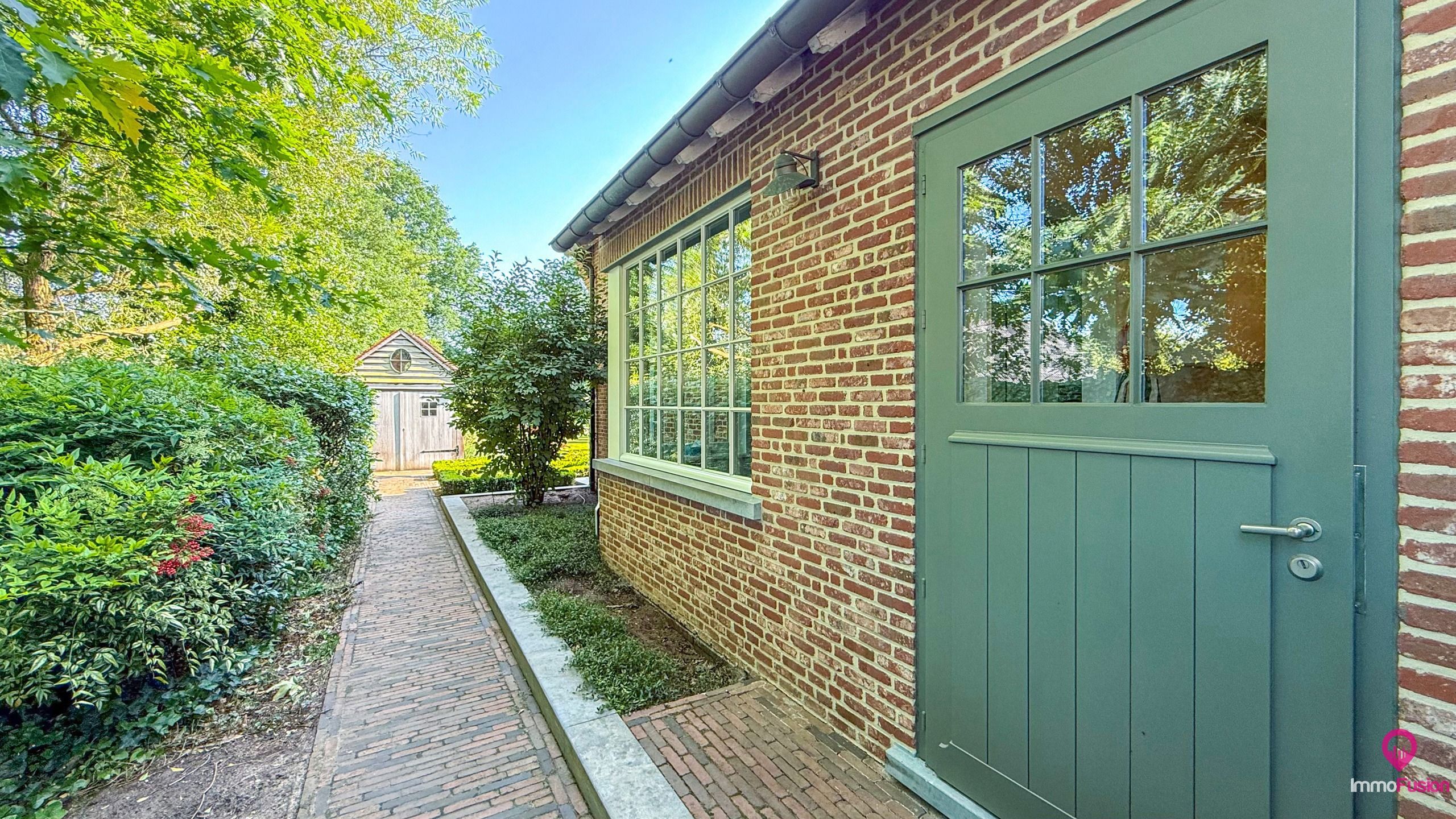 Zeer mooi ontworpen villa met 3 badkamers in Heusden-Zolder! foto 58
