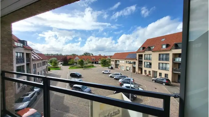 Ruim 2-slaapkamerappartement met Garage en Terras te huur in Lissewege foto 13