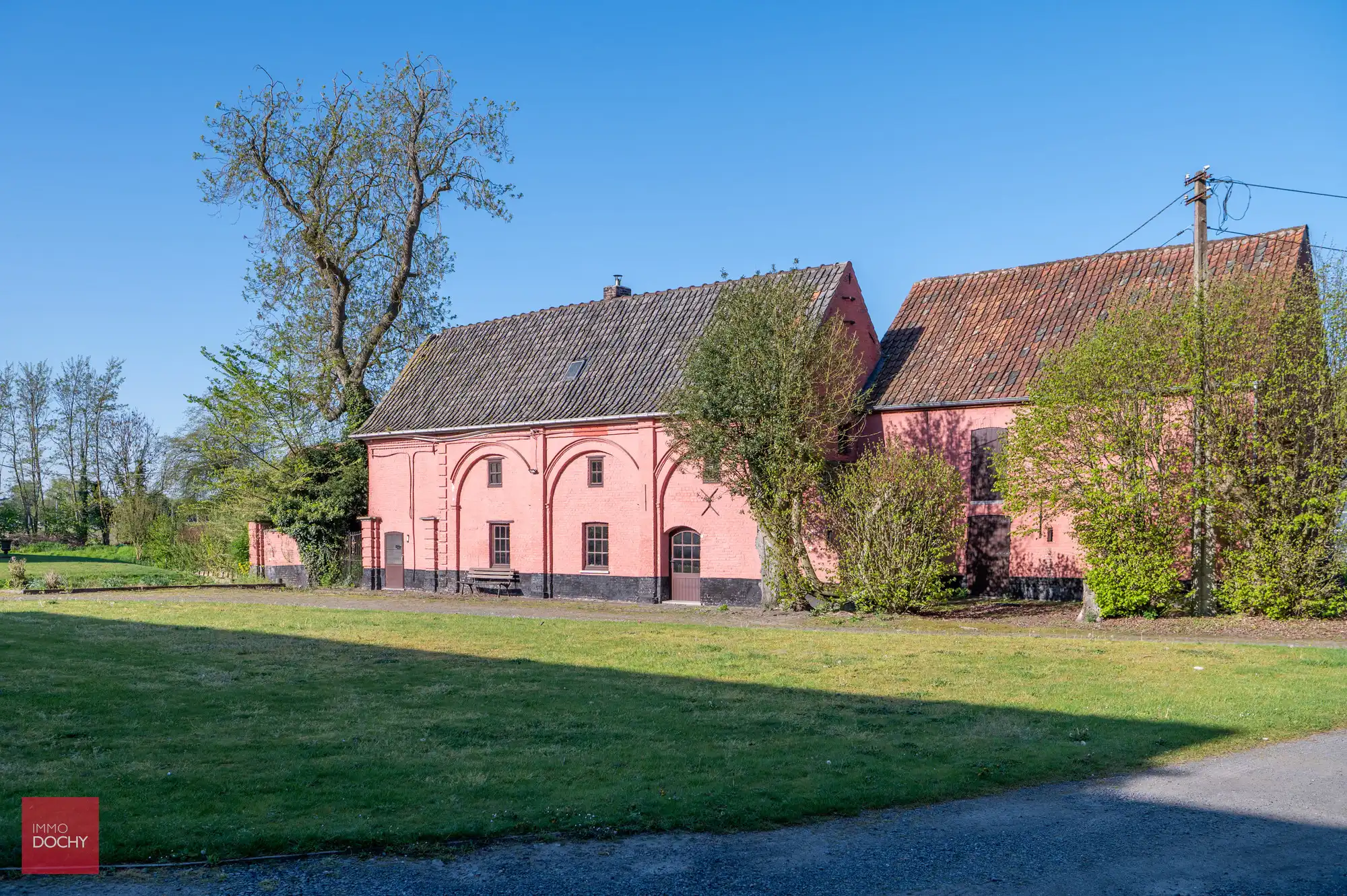 Omwald kasteeldomein op ca. 4,4ha foto 6