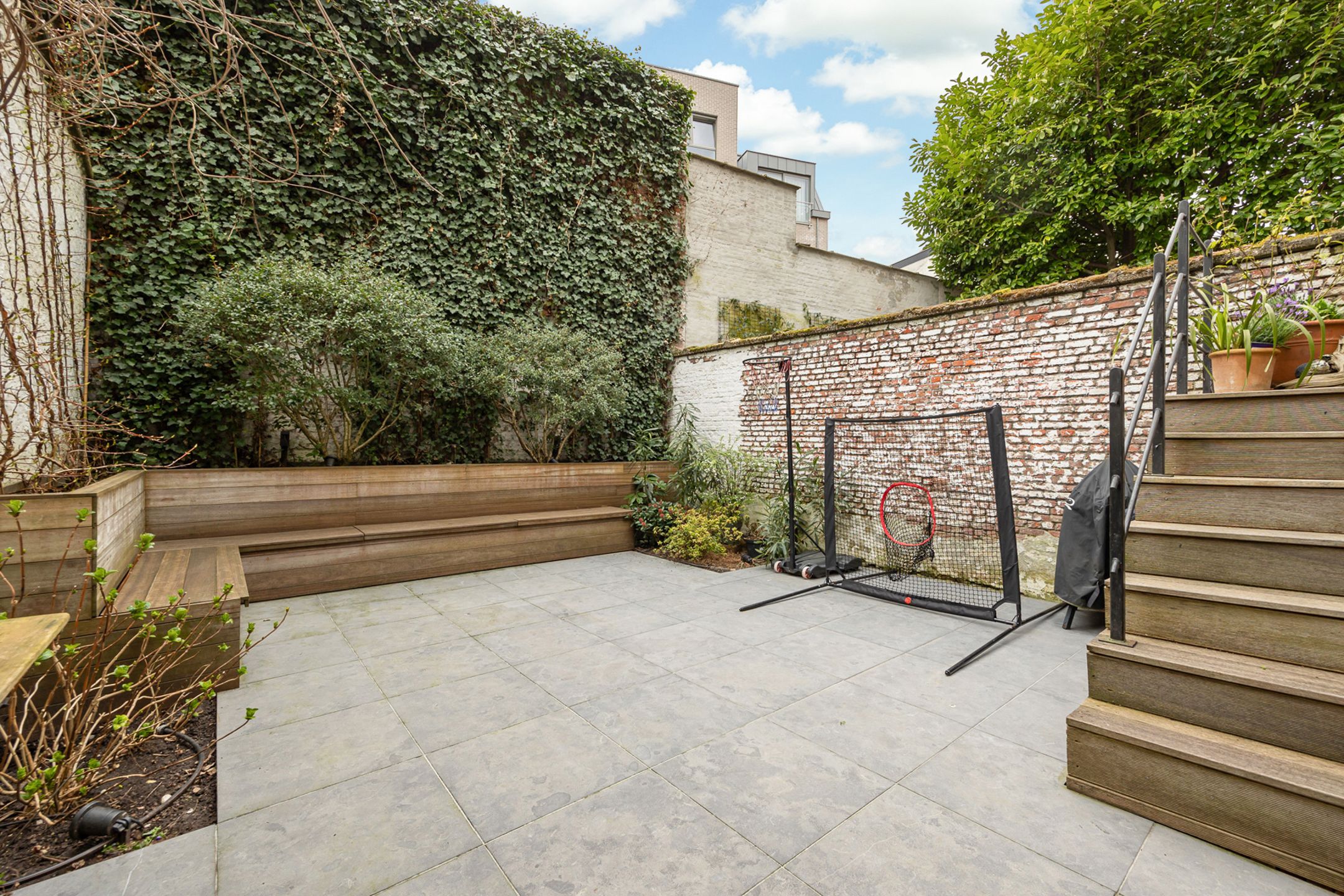 ANTWERPEN - Charmante herenwoning met tuin en garage foto 7