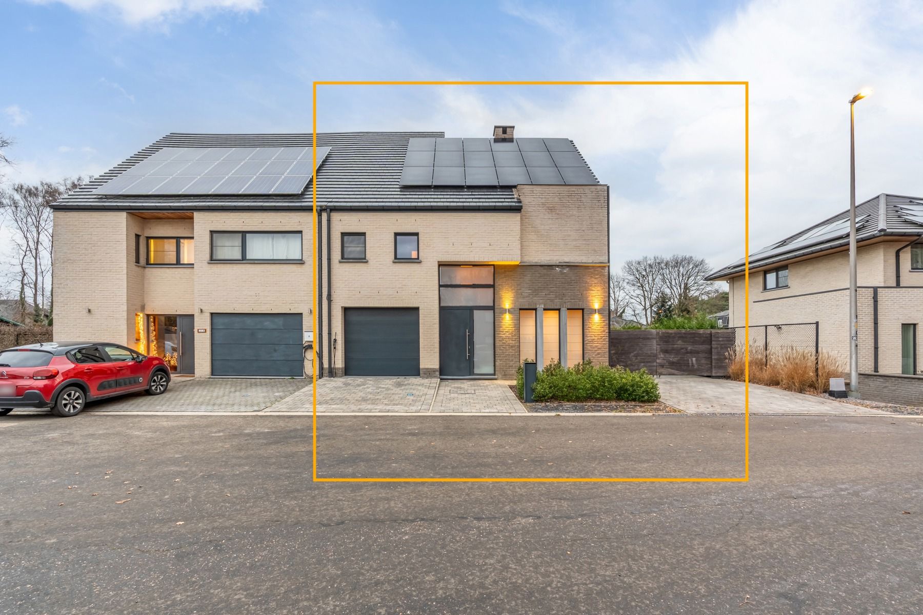 Huis te koop foto {{pictureIndex}}