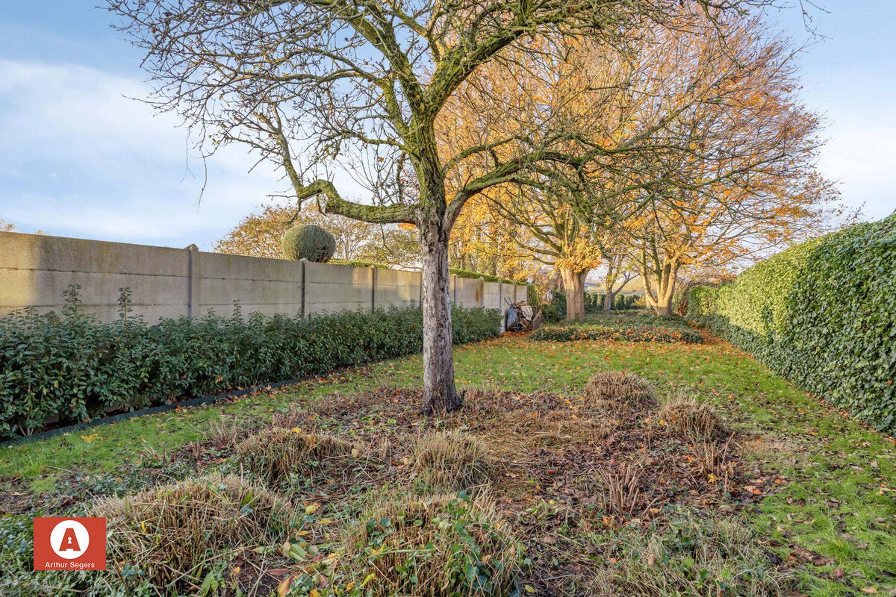 Architectenwoning met inpandige garage. foto 28