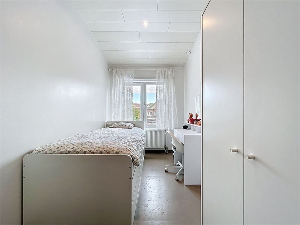 HOB met 4 - 5 slpks en super gezellig zuiders ingerichte tuin foto 22