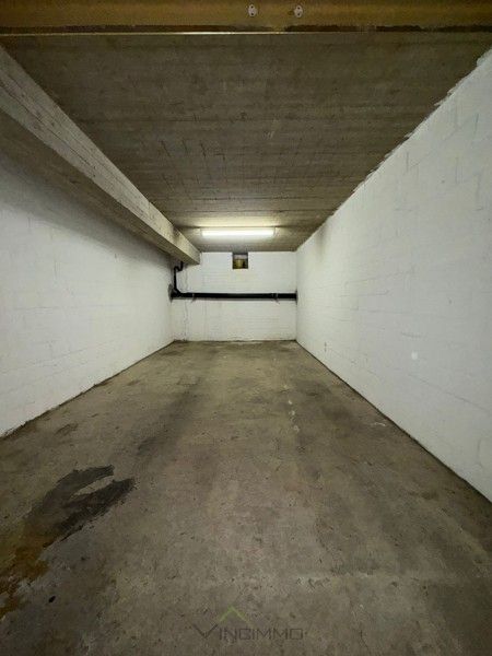 Te Koop – Gesloten Garagebox in Residentie Lantana, Knokke foto 2
