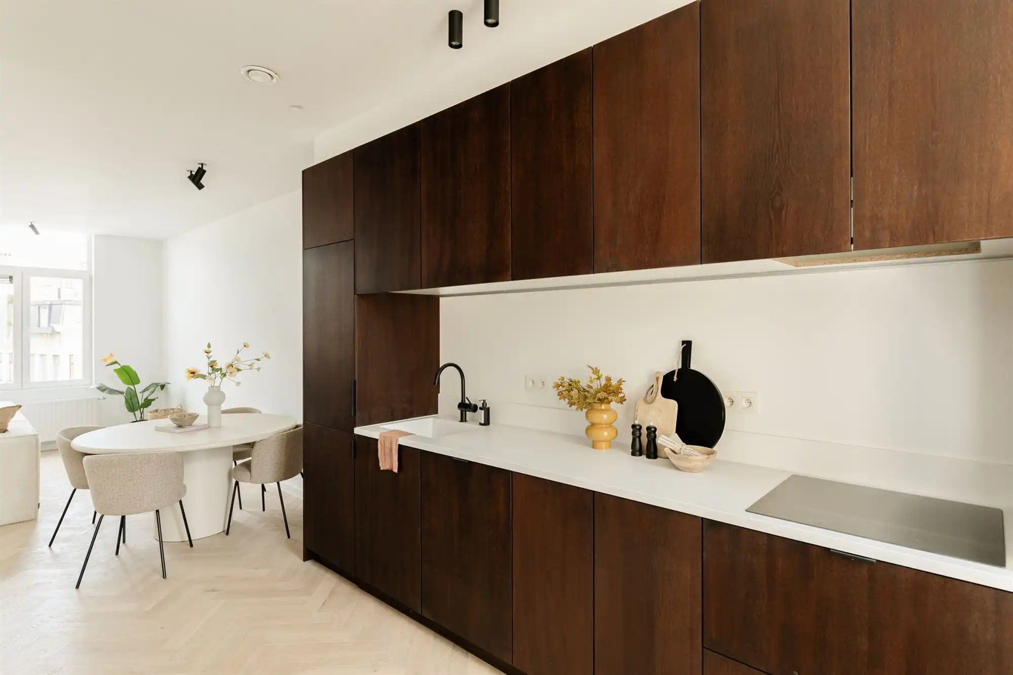Energetisch gerenoveerd appartement met gezellig terras foto 12