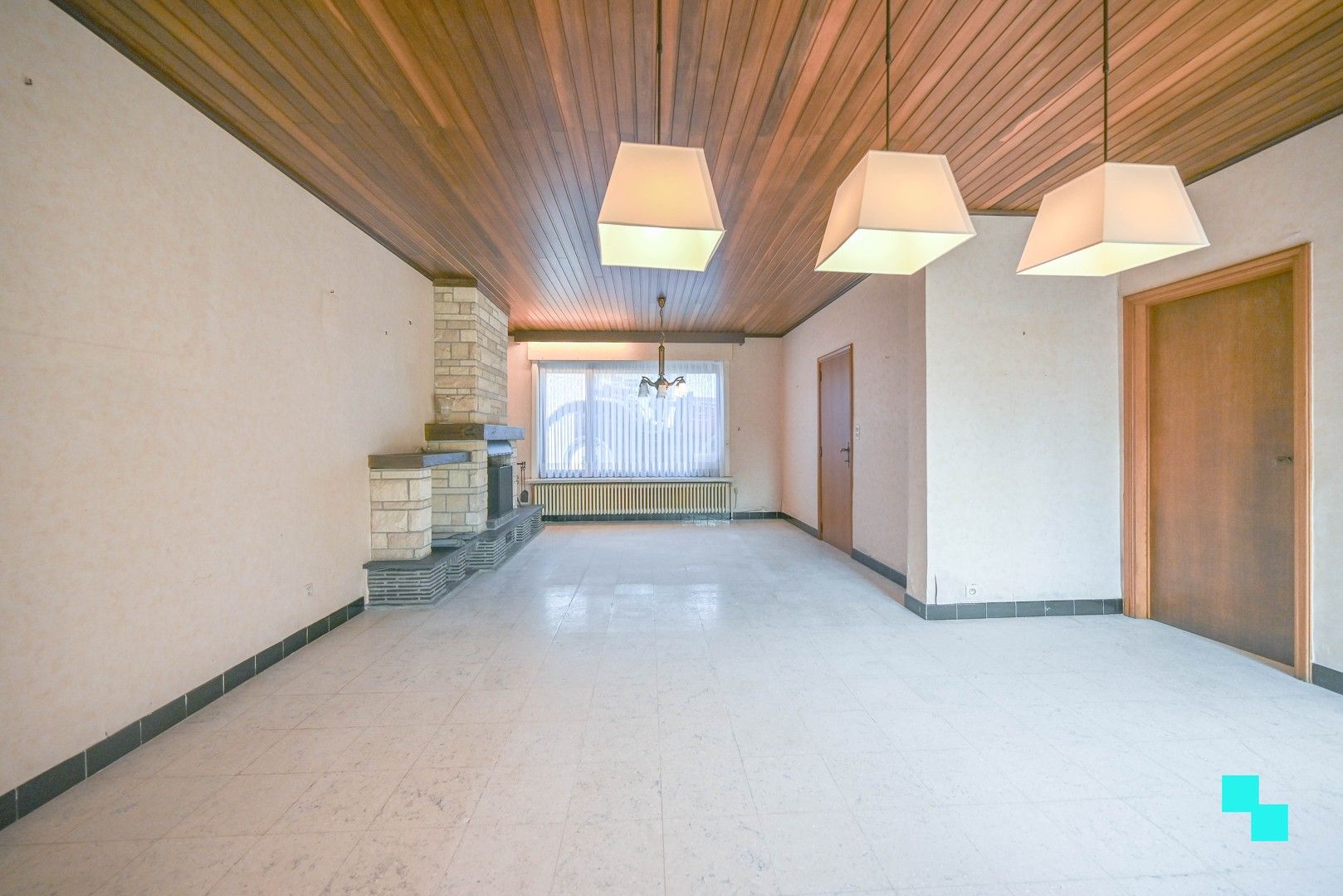 Woning met bijhorende schuur/loods op ruim perceel in Desselgem foto 3