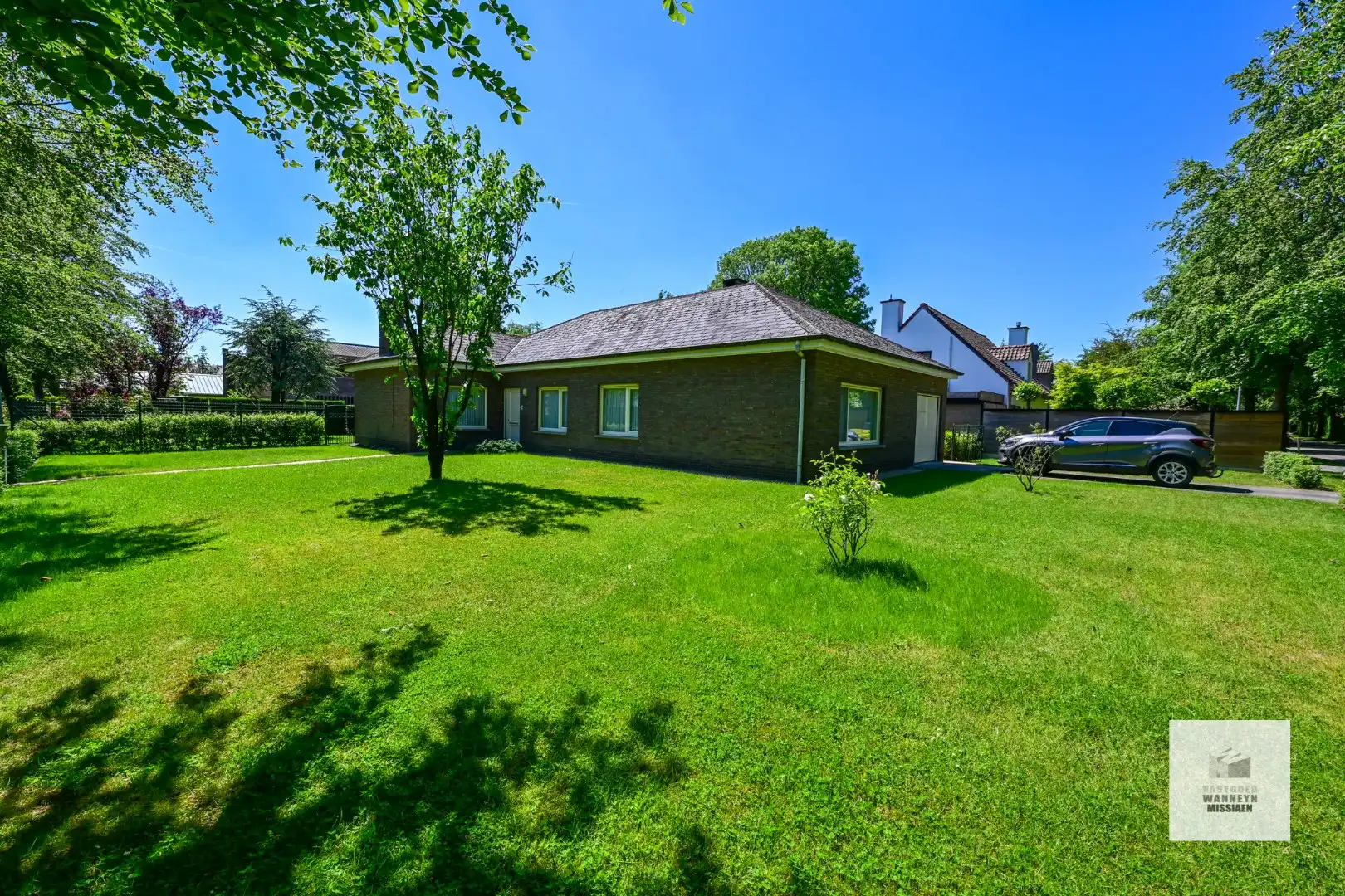 Rustig gelegen gelijkvloerse woning op 992m² in Aalterveld foto 2