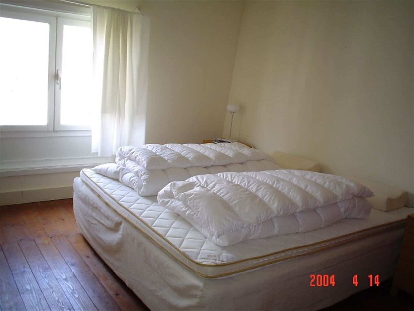 Gemeubeld  2 slaapkamer duplex appartement op 't Zuid! foto 7