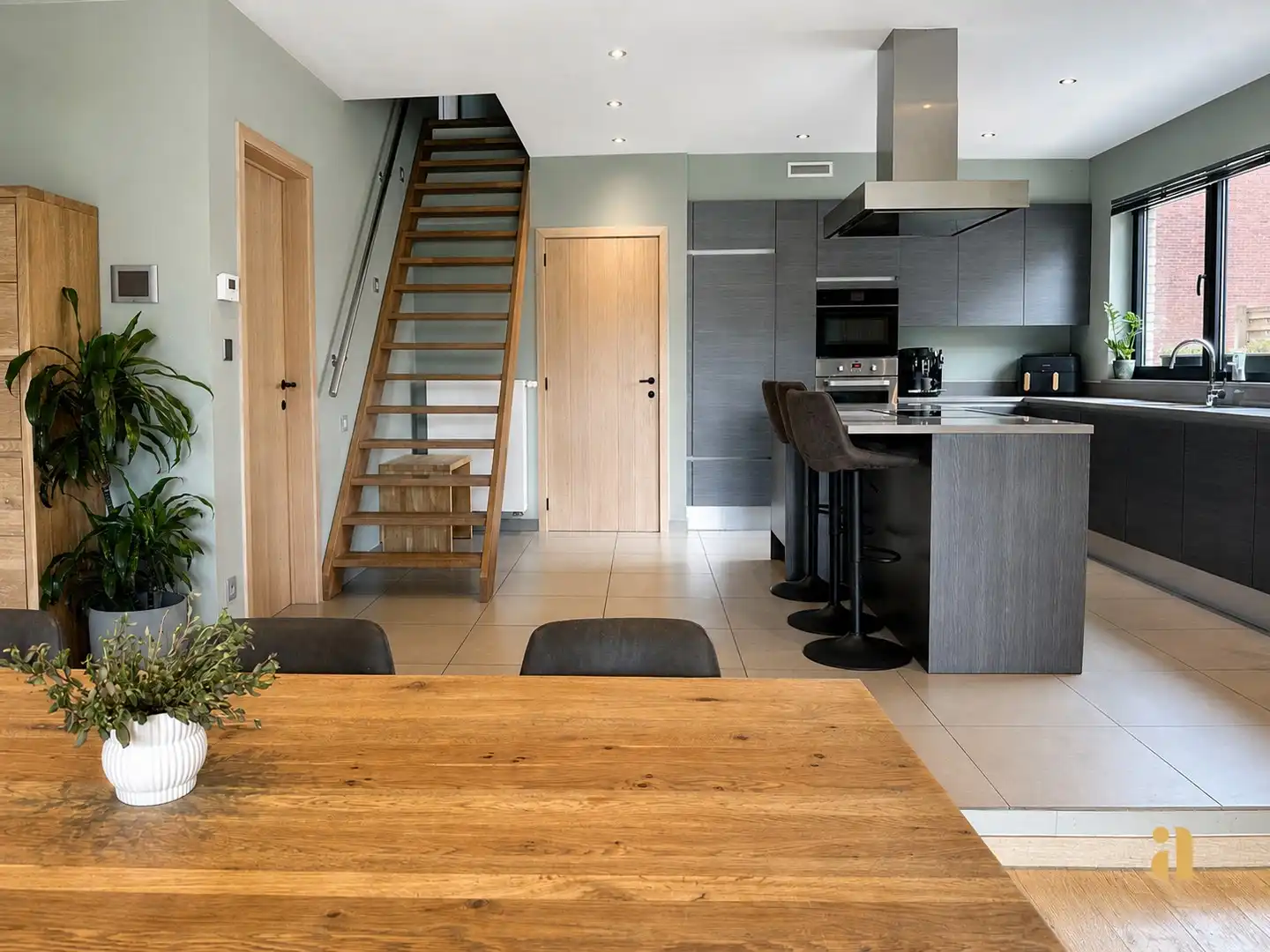 Recente woning, met ruimte voor de perfecte apero foto 6