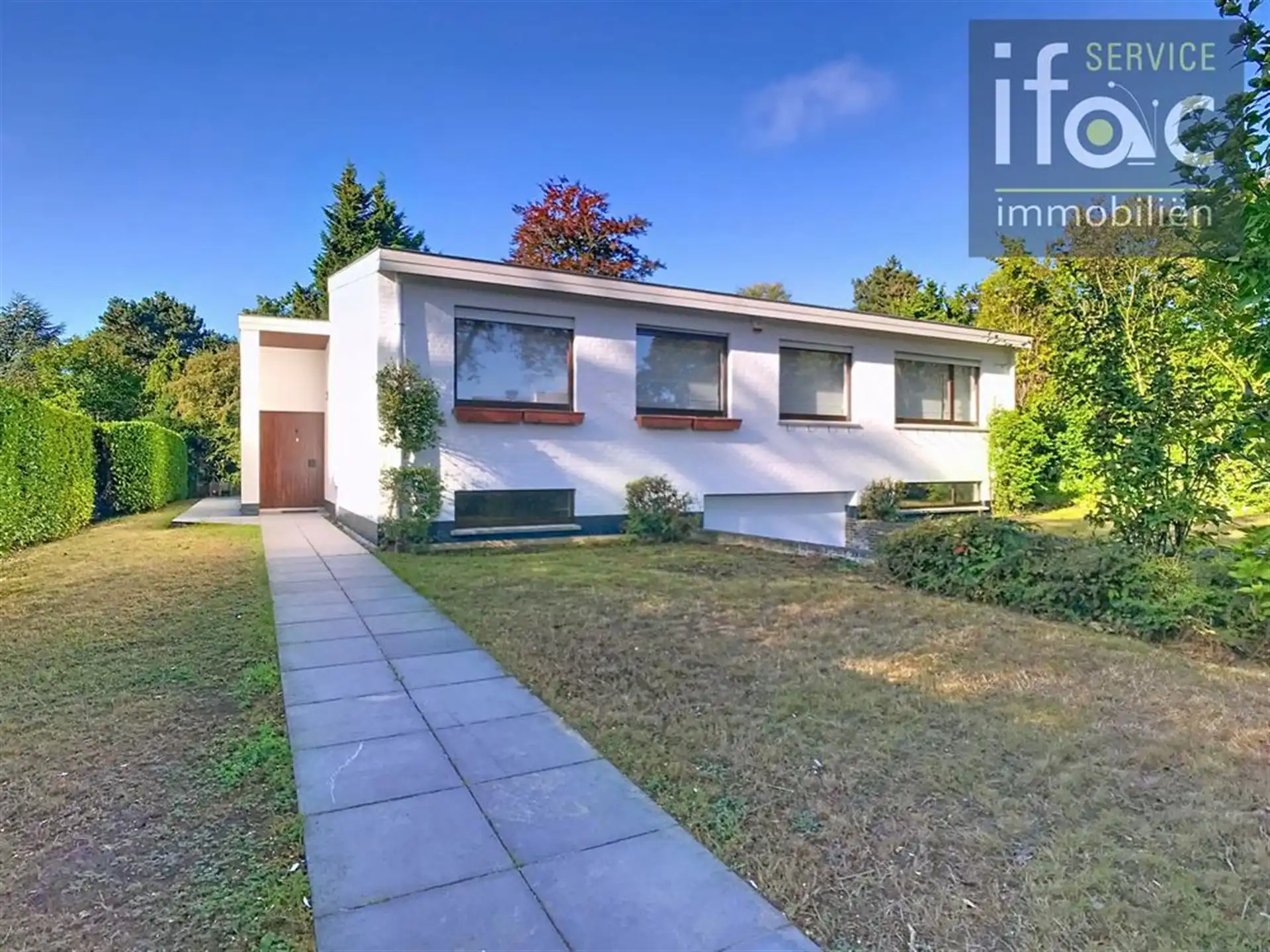 Prachtige 60s villa - 5 slpks foto {{pictureIndex}}