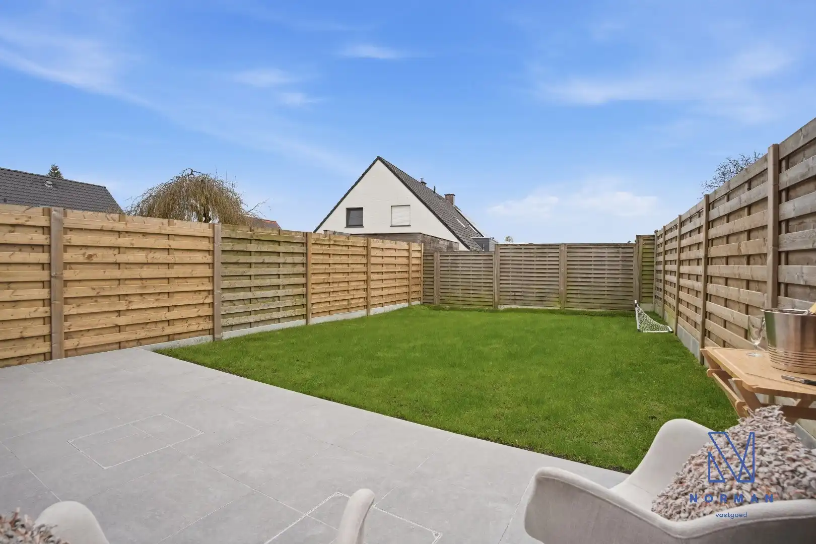 Instapklare, volledig gerenoveerde woning te koop met EPC A, uitgerust met zonnepanelen, drie slaapkamers en een aangelegde tuin. foto 28