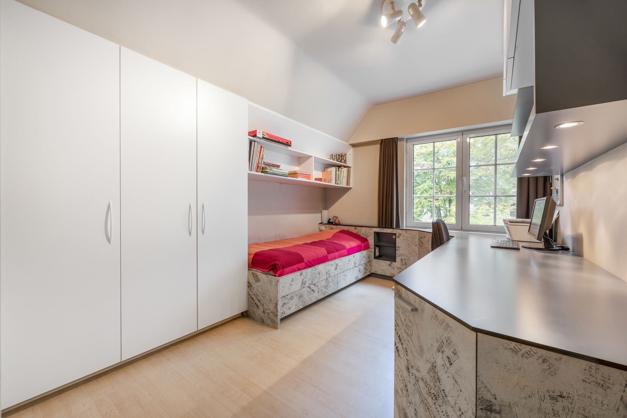 Charmante woning met zonovergoten tuin in Schilde-Bergen foto 22