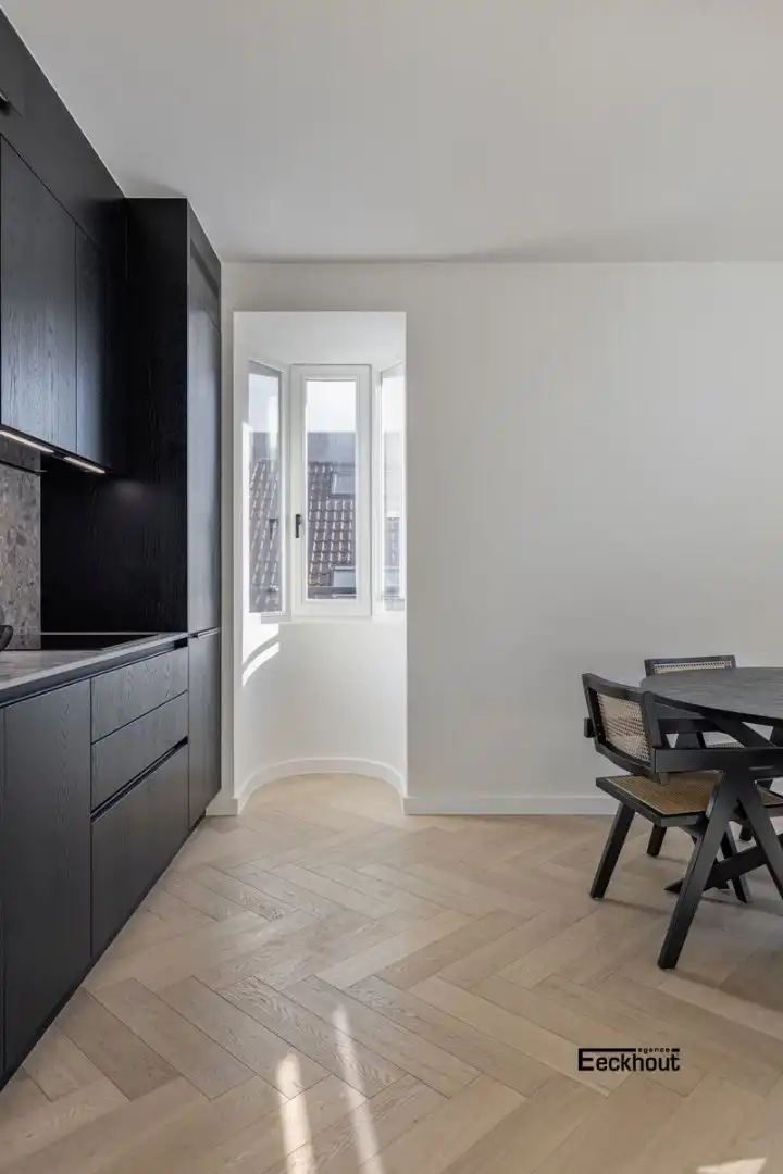 Prachtig appartement in standingvolle residentie Derycker in hartje Oostende foto 3